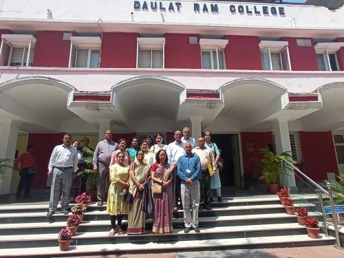 Daulat Ram College, Delhi University